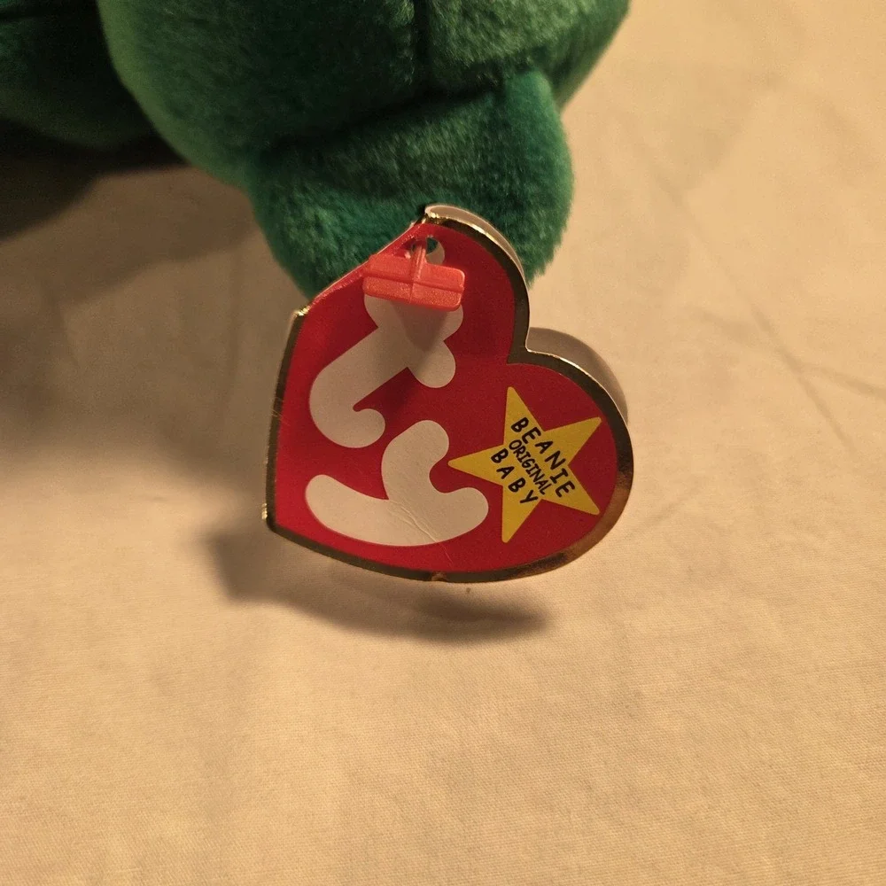 Ty Beanie Baby Erin The Bear 1997 Retired Plush Toy With Errors